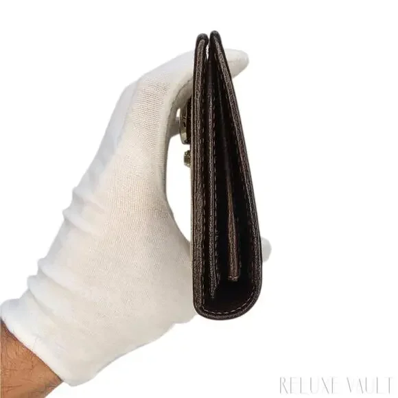 Abbey GG Canvas Continental Wallet - Picture 15 of 15